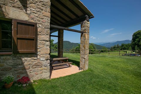 Patio, Garden, Mountain view