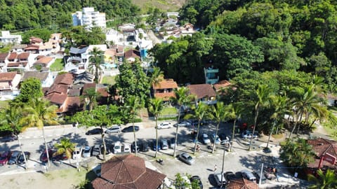 Santa Paula - Cocanha - De frente para a Praia House in Caraguatatuba