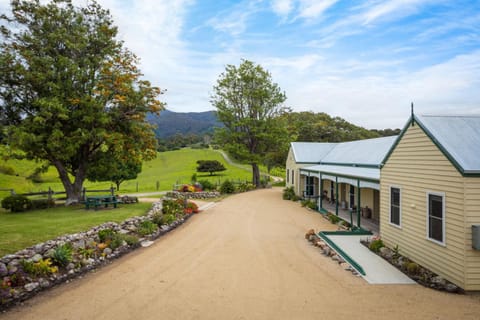 Henkley Cottage 1 Isaiah Farm Stay in Central Tilba