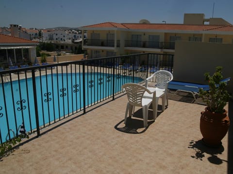 Balcony/Terrace, Pool view