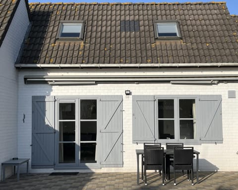 Zeebos 112 House in Bredene