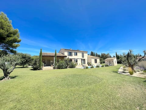 Property building, Garden, Garden view