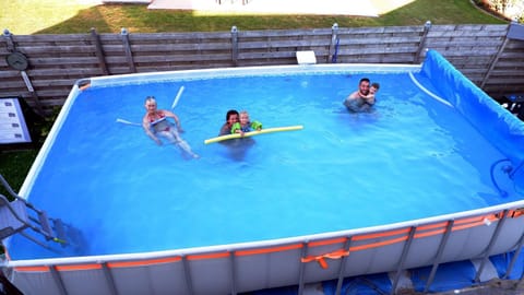 Swimming pool, Swimming pool