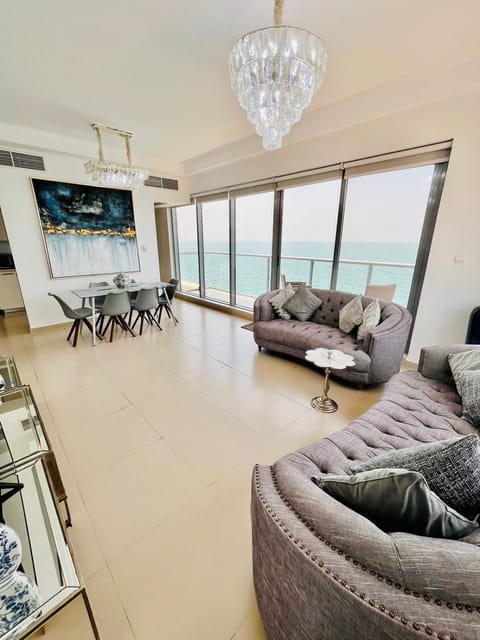 Luxurious 2 bedroom Beachfront Apartment - direct seaview Condo in Ras al Khaimah