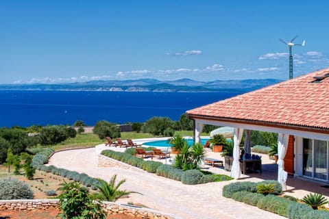 Luxury villa Fura on Hvar, heated pool Villa in Hvar