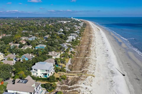 111 Dune Ln 6 BR Oceanfront Home Forest House in North Forest Beach