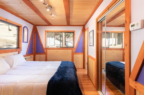 Moonlight Ridge - 1929 by Big Bear Vacations House in Moonridge