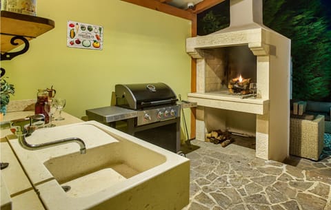 Pet Friendly Home In Naselje Muzini With Sauna House in Istria County