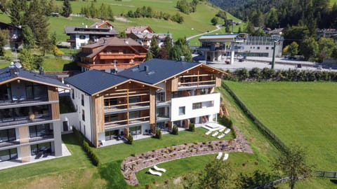 Property building, Bird's eye view