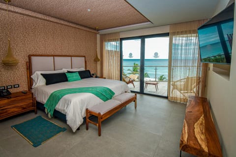 Photo of the whole room, Bedroom, Sea view