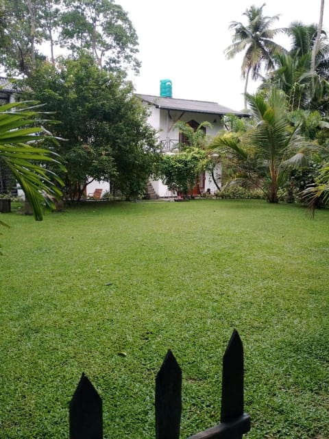 Villa Gehandul Chalet in Ahangama