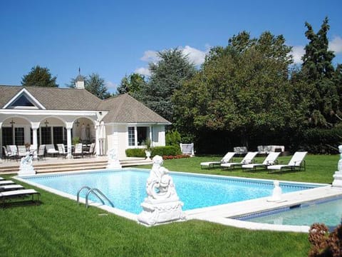 Villa Qadus - Luxury with pool Chalet in Water Mill