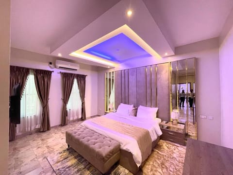 God's Touch Apartments Signature Hôtel in Lagos