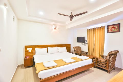 Hotel Golden Bliss Hotel in Puducherry