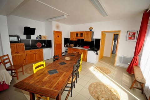 Gîte le Rocher - Apartment on the ground floor for 8 people Apartamento in La Grave