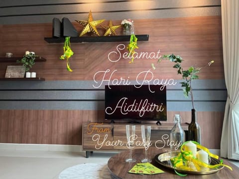 Luxurious Rustic Suite Conezion Botanical Garden IOI City Mall Putrajaya 5 plus 1 Paxs 3 Rooms 2 Baths Condo in Putrajaya