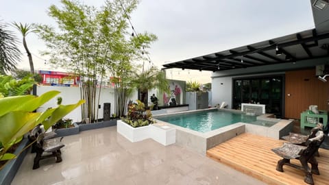 The Hiijo Haus Private Pool & Garden House in Johor Bahru