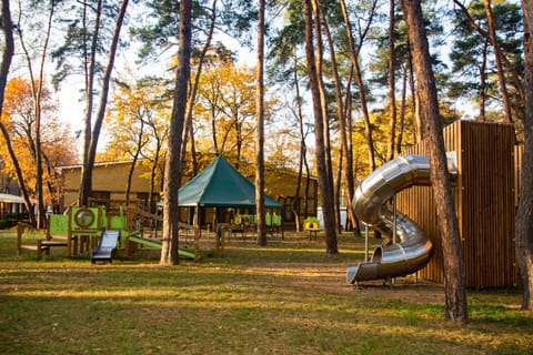 Kohavi Forest Club Resort in Kharkiv Oblast
