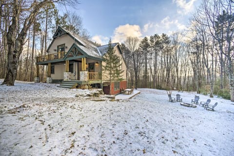 Secluded and Cozy Dog-Friendly Year-Round Retreat Haus in Wilmington