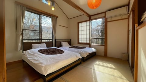 shinka Lake Yamanaka - Vacation STAY 11008v Haus in Shizuoka Prefecture