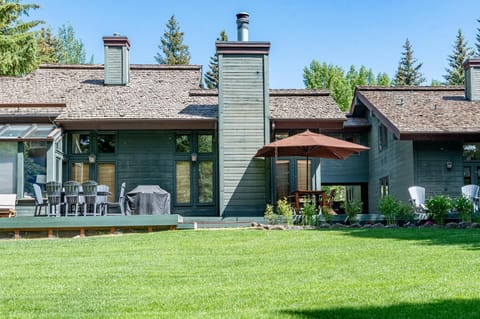 Northwood Home Haus in Ketchum