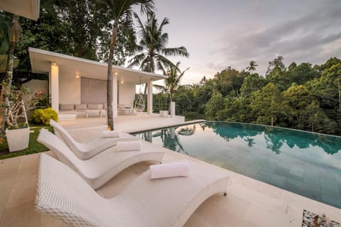 Jacques 5 Villas Complex Ubud Villa in Blahbatuh