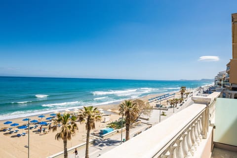 Spring, Day, Balcony/Terrace, Balcony/Terrace, Beach