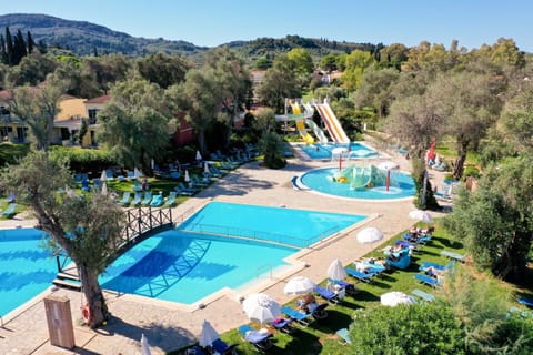 Day, Natural landscape, Garden, Pool view, Swimming pool, sunbed