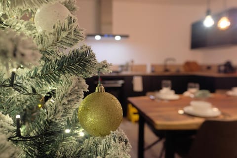 Kitchen or kitchenette, Living room, Dining area