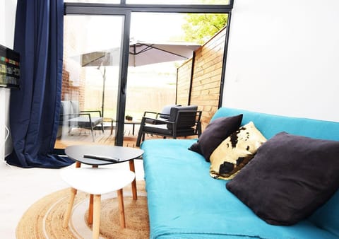 Patio, Communal lounge/ TV room, Living room