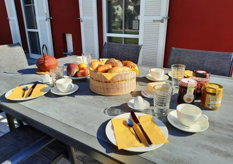 Balcony/Terrace, Breakfast