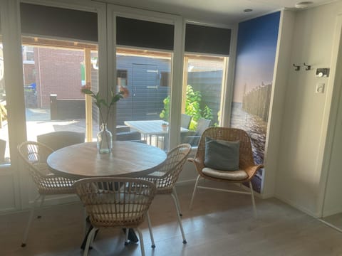 Het Paalhoofd 3 personen House in Westkapelle
