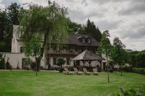 Property building, Garden