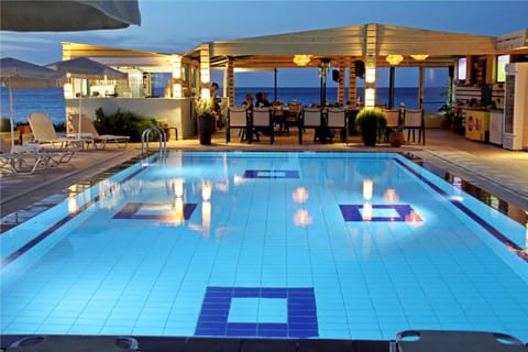 Esperides Beach Hotel Apartments Apartment hotel in Crete