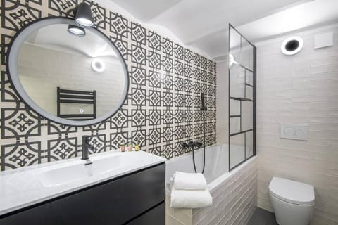 Toilet, Bathroom, Bath, towels