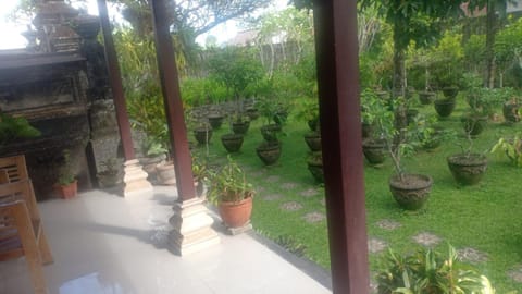 Puri Agung Inn Alojamiento y desayuno in Selat