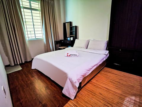 Eden Penthouse Airport Access By Natol Homestay- Kuching Home Motel in Kuching