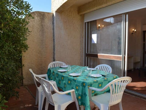 Maison Familiale 4 Pièces, 6 Couchages, Près de la Plage à Saint Pierre la Mer - FR-1-229D-76 House in Fleury