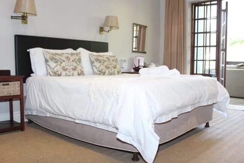Sir Roys Guest House Bed and Breakfast in Port Elizabeth
