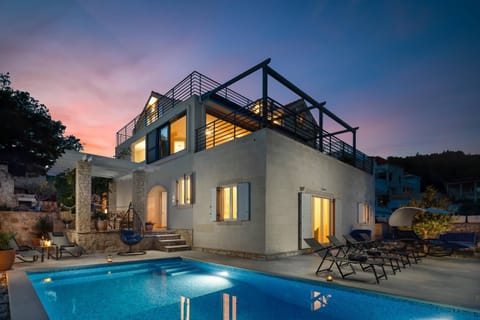 WATERFRONT SEA DREAM VILLA Villa in Split-Dalmatia County