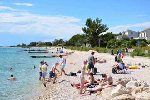 Apartman Nela 3 Apartment in Novalja