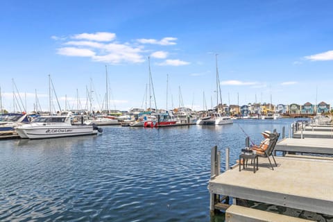 Marina View Port Geographe with WiFi House in Busselton