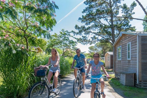 People, Neighbourhood, Cycling