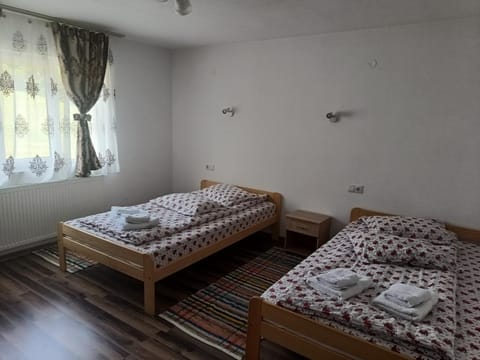 Cabana Colț de Rai Bed and Breakfast in Cluj County