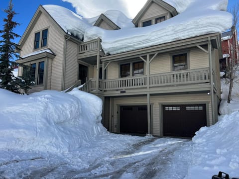 5 BR Large Home - Walk to Main St - 2 Master Suites House in Park City