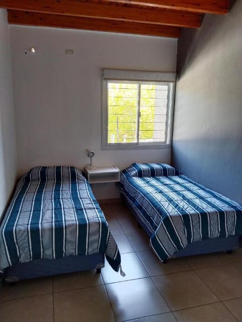 Departamento para 5 personas con cochera Apartment in Godoy Cruz