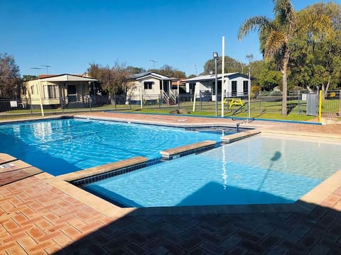 Sundowner Cabin Chalet in Busselton