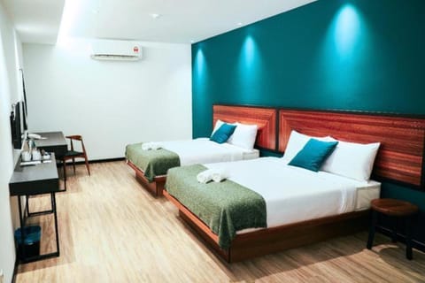 Bed, TV and multimedia, Photo of the whole room, Bedroom, air conditioner