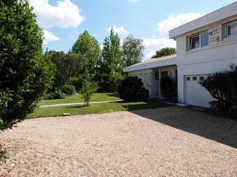 Facade/entrance, Garden