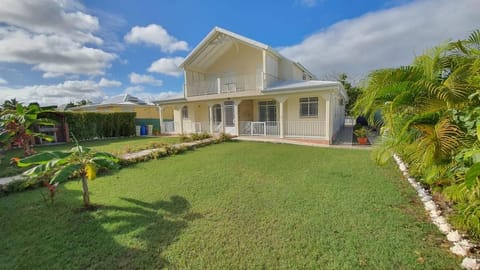 Gîte La Cayennaise Apartment in Grande-Terre, Guadeloupe